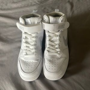 Nike Court Borough Mid 2